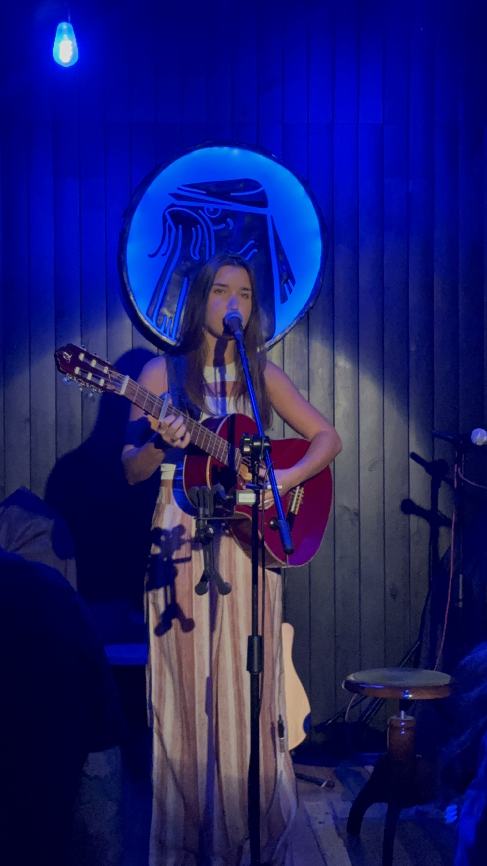 Laura canta en Pez Gato Madrid