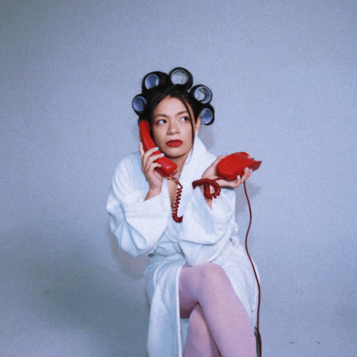 Margielin deja todo en su álbum debut «Desde la azotea», juntando letras introspectivas con el pulso del city&nbsp;pop